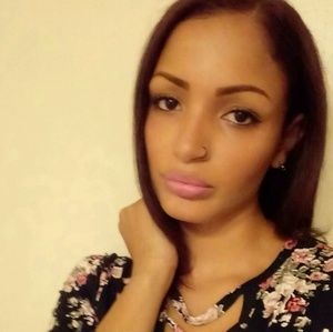 Meet your Posher, Tina